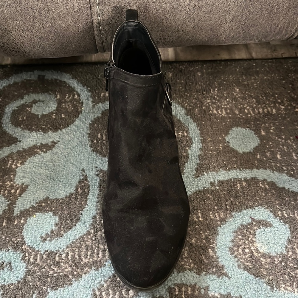 Booties barely worn. Size 9 1/2